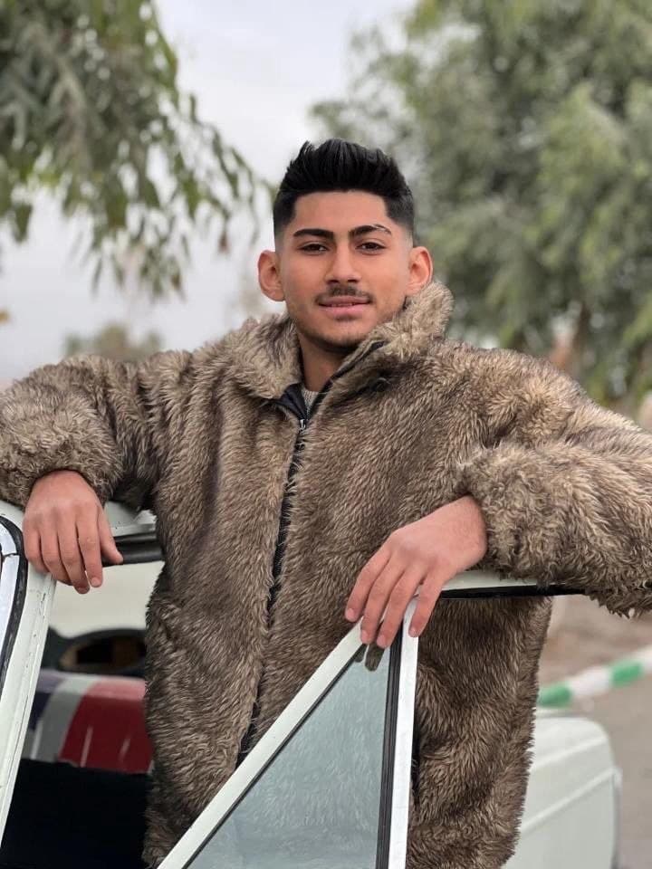 احسان حسینی پور
