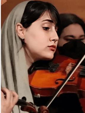 صنم پوربابایی